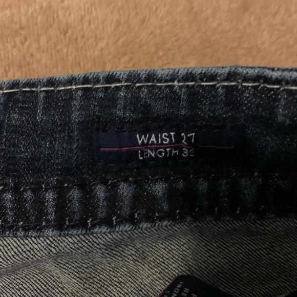 Vigoss Women's Dark Blue Boot Cut Jeans with Embellished Pockets - Picture 5 of 9